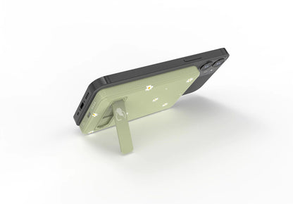 MagCharge™ 5000mAh Wireless Power Bank With Kickstand